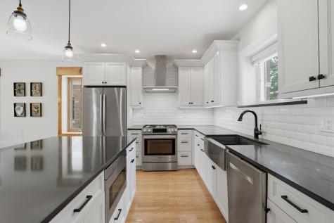 822 South Chester Avenue Park Ridge IL 60068