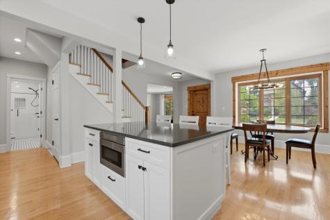 822 South Chester Avenue Park Ridge IL 60068