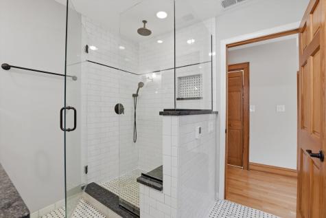 822 South Chester Avenue Park Ridge IL 60068