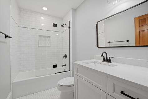 822 South Chester Avenue Park Ridge IL 60068