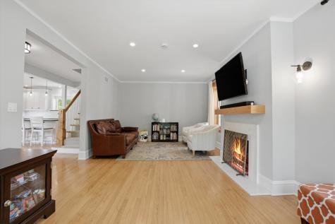 822 South Chester Avenue Park Ridge IL 60068