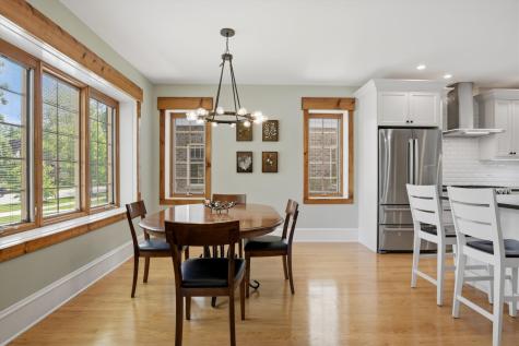 822 South Chester Avenue Park Ridge IL 60068