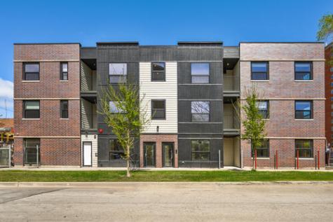 3992 South Lake Park Avenue Chicago IL 60653