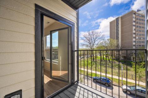 3992 South Lake Park Avenue Chicago IL 60653