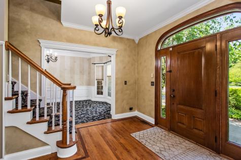 4N475 South Robert Frost Circle St. Charles IL 60175
