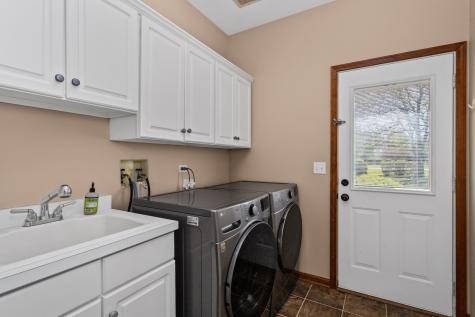 4N475 South Robert Frost Circle St. Charles IL 60175