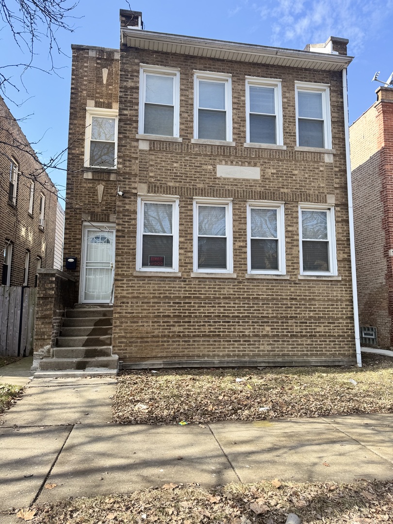 1748 North Austin Avenue Chicago IL 60639
