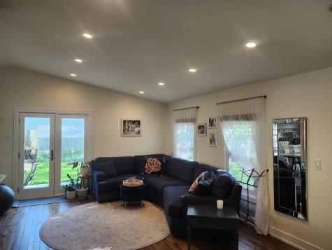 301 Oakbrook Court Bartlett IL 60103