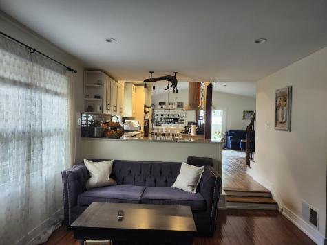 301 Oakbrook Court Bartlett IL 60103