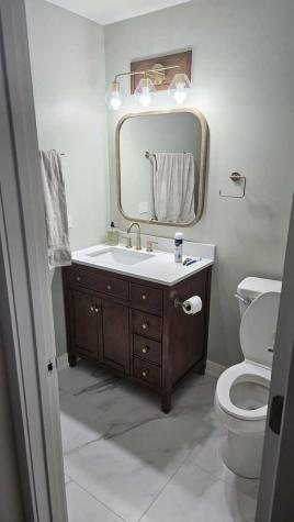 301 Oakbrook Court Bartlett IL 60103