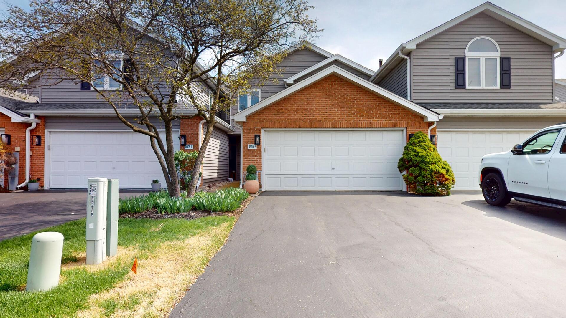 8305 Highpoint Circle Darien IL 60561