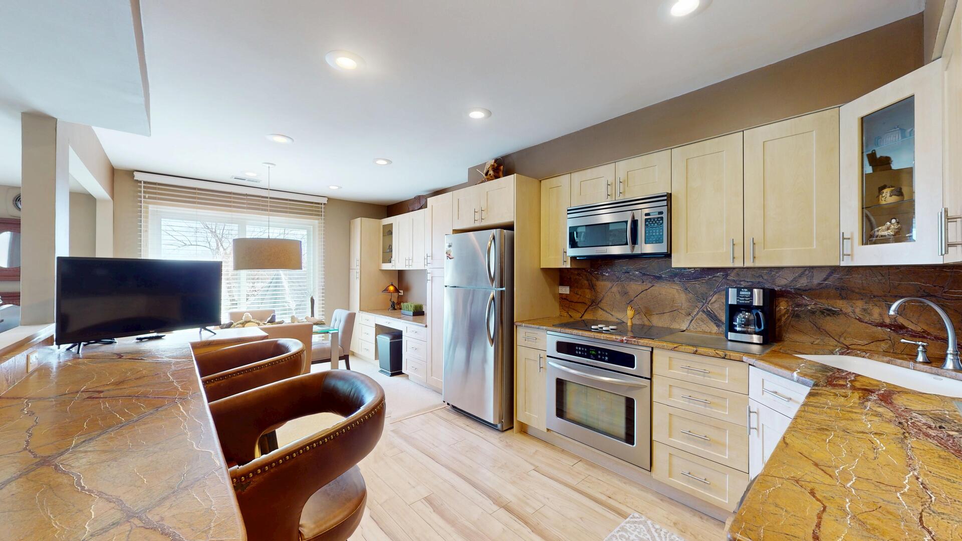 8305 Highpoint Circle Darien IL 60561
