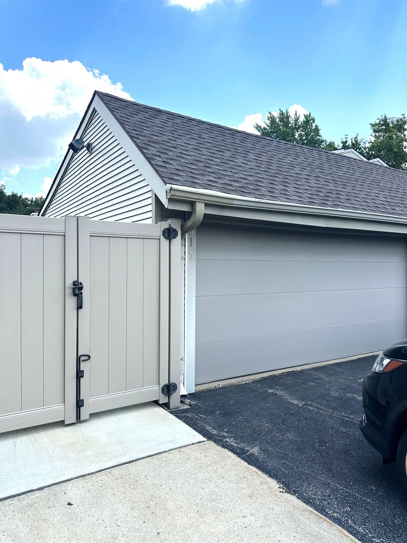 615 Verde Drive Schaumburg IL 60173