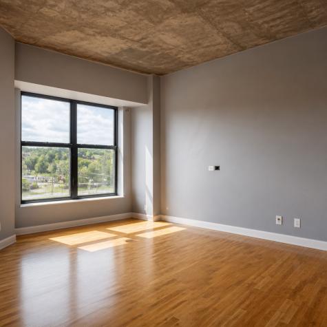 1122 West Catalpa Avenue Chicago IL 60640