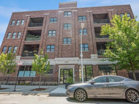 1607 West Waveland Avenue Chicago IL 60613