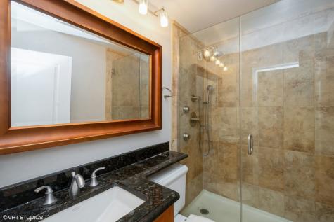 211 East Ohio Street Chicago IL 60611