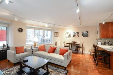 211 East Ohio Street Chicago IL 60611