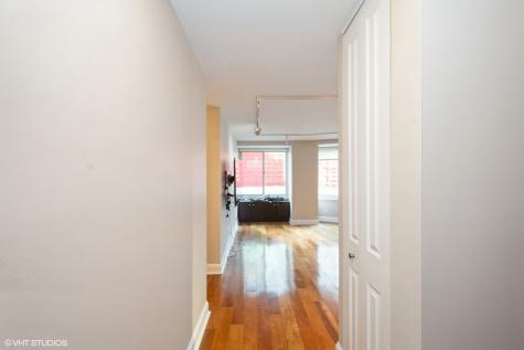 211 East Ohio Street Chicago IL 60611
