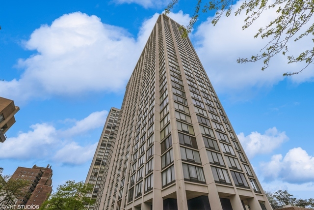 5445 North Sheridan Road Chicago IL 60640