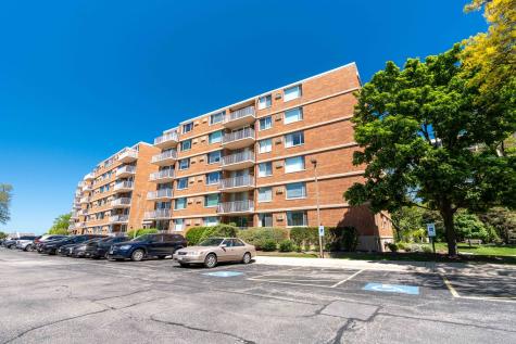 2211 S Highland Avenue Lombard IL 60148
