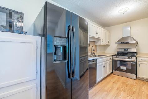 2211 S Highland Avenue Lombard IL 60148