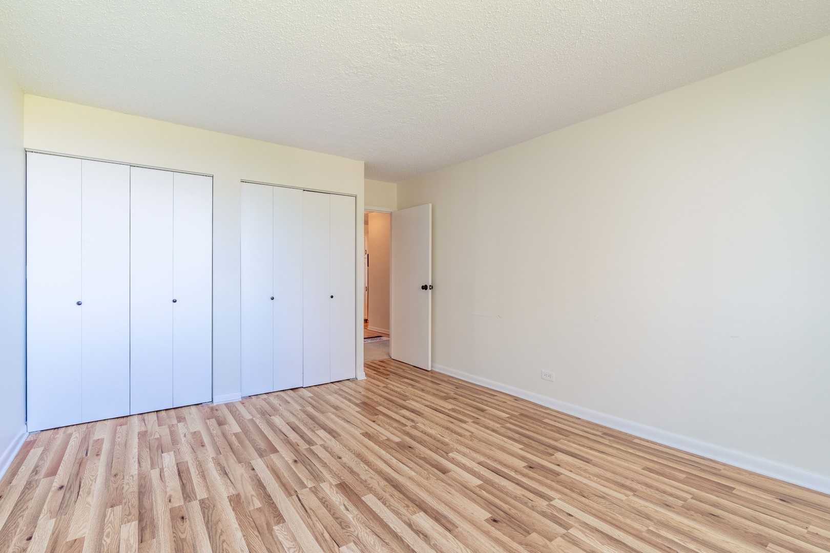 2211 S Highland Avenue Lombard IL 60148