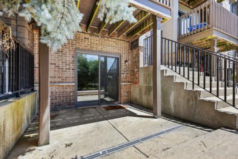 1444 Stonebridge Circle Wheaton IL 60189
