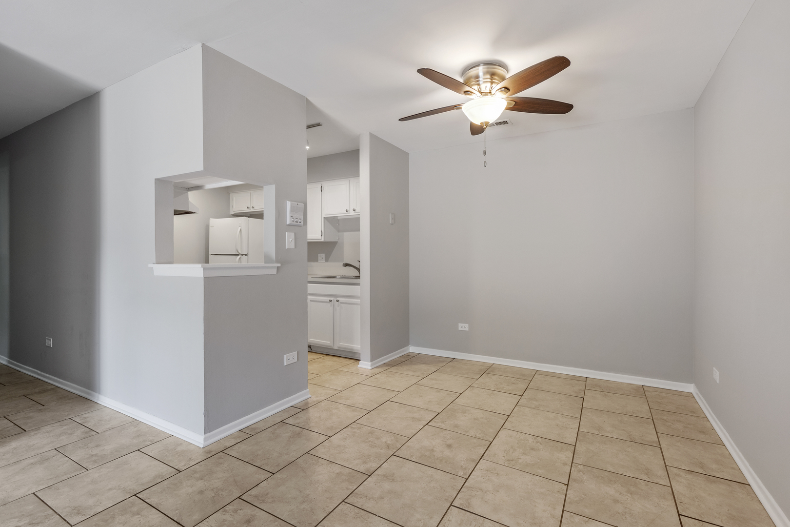 1444 Stonebridge Circle Wheaton IL 60189