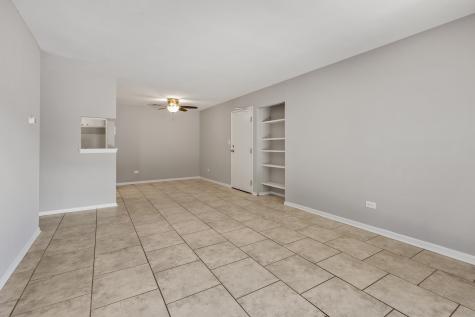 1444 Stonebridge Circle Wheaton IL 60189