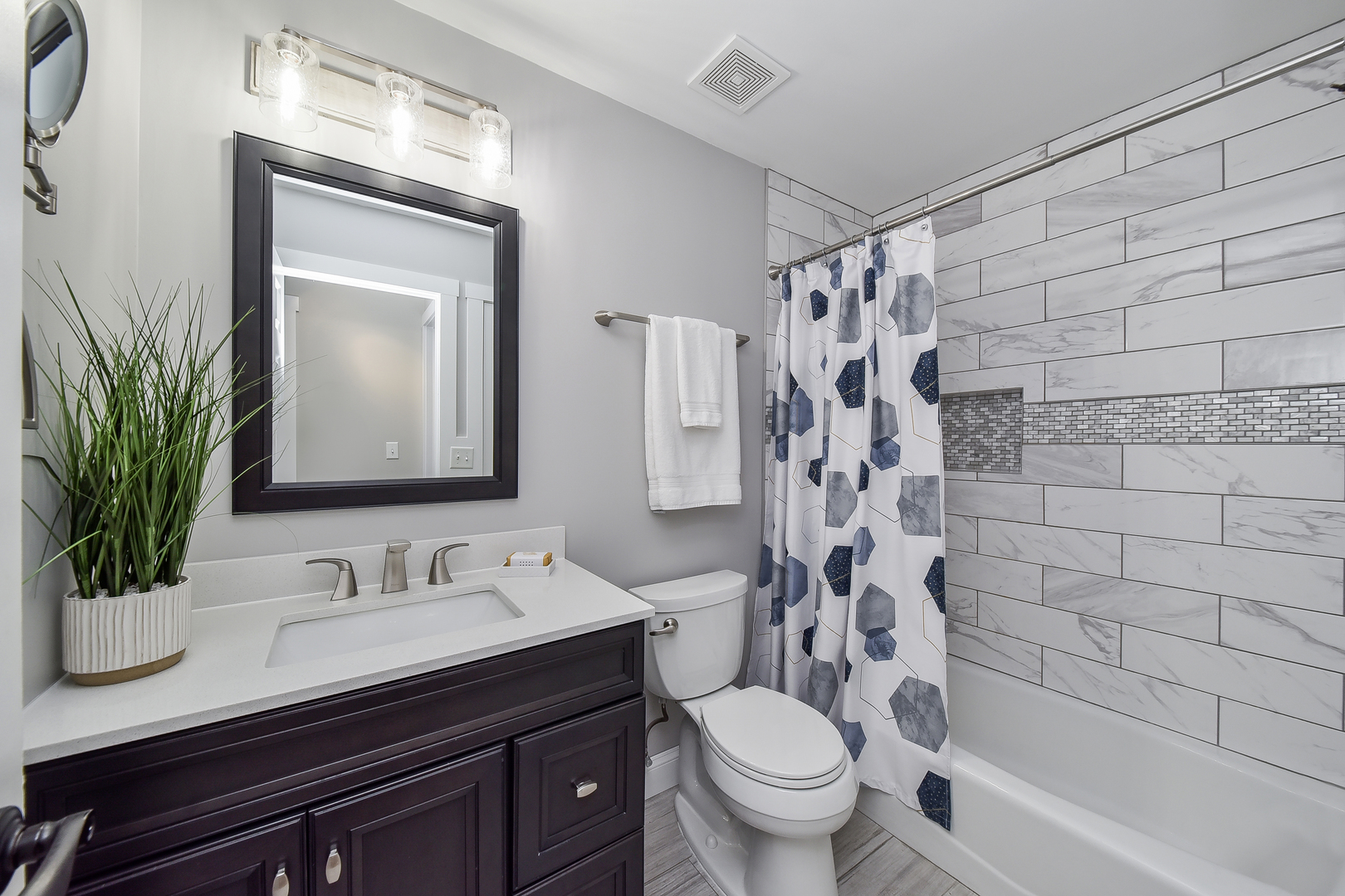 2067 Childs Court Wheaton IL 60187