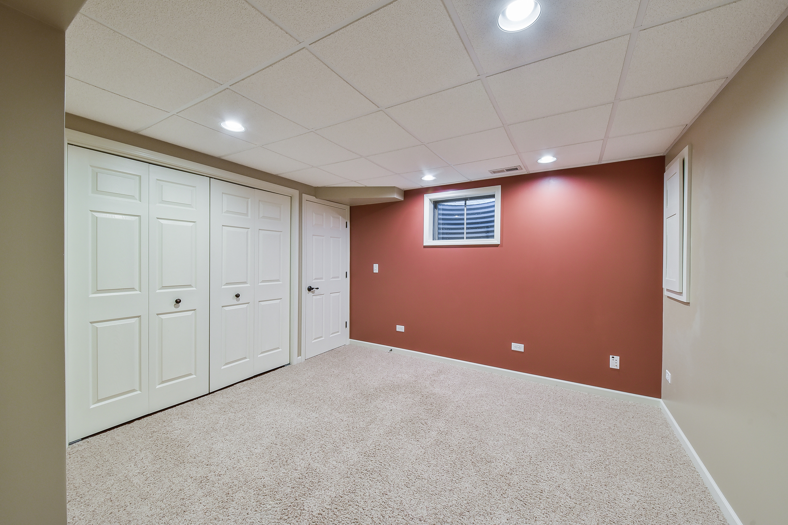2067 Childs Court Wheaton IL 60187