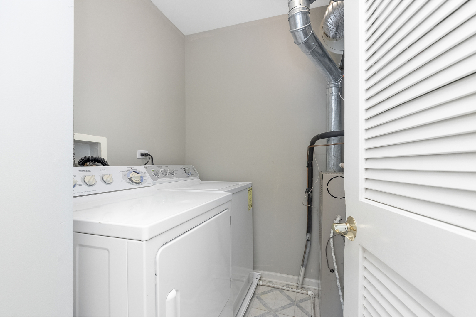 3124 Ollerton Avenue Aurora IL 60502