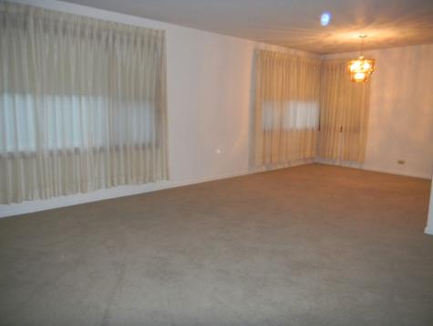 9054 Bennett Avenue Skokie IL 60203
