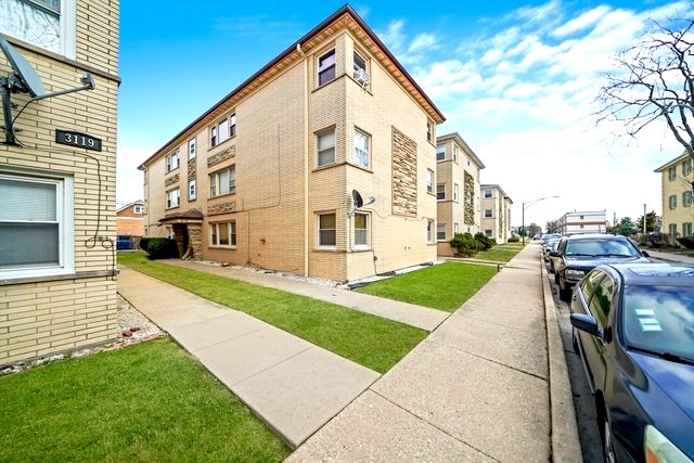 3115 North Nashville Avenue Chicago IL 60634