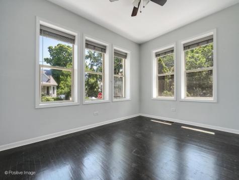5134 North Oakley Avenue Chicago IL 60625