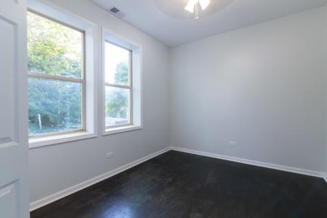 5134 North Oakley Avenue Chicago IL 60625