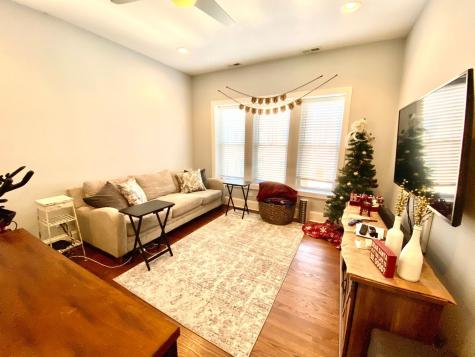 717 West Belmont Avenue Chicago IL 60657