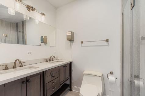 7356 North Ashland Boulevard Chicago IL 60626