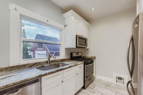 7356 North Ashland Boulevard Chicago IL 60626