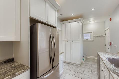 7356 North Ashland Boulevard Chicago IL 60626