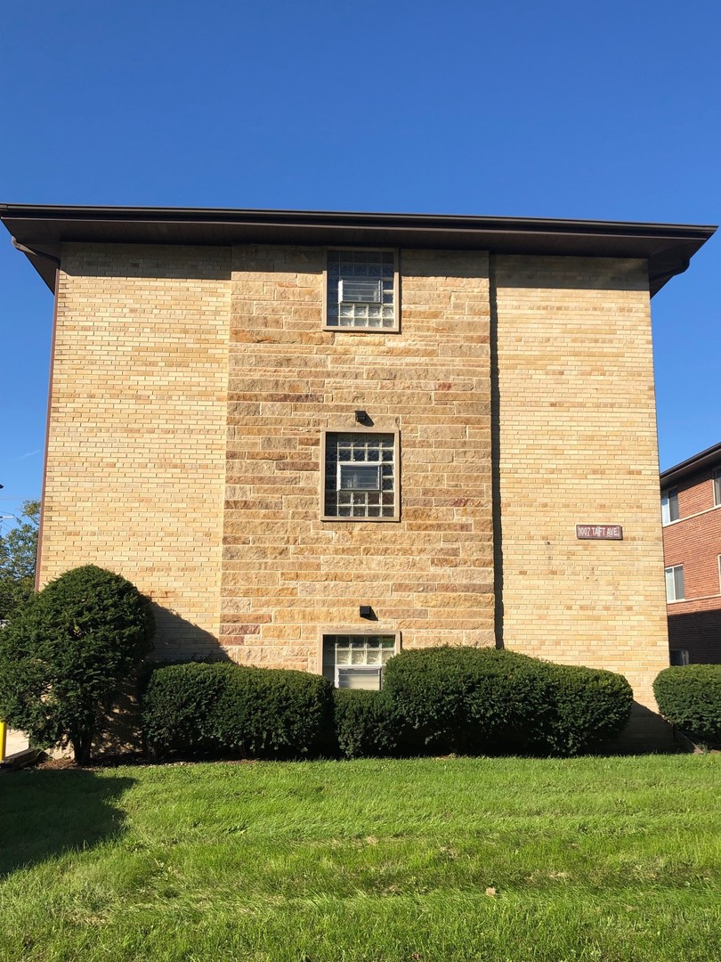 1007 Taft Avenue Wheaton IL 60187