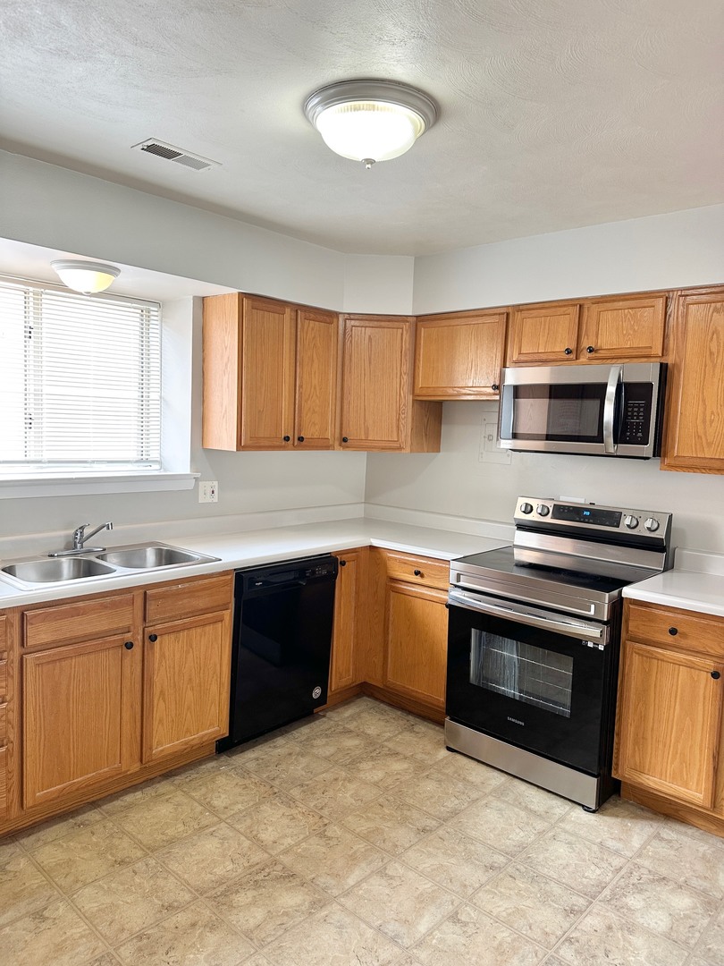 1007 Taft Avenue Wheaton IL 60187