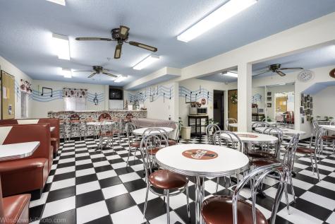 3305 Sunset Avenue Waukegan IL 60087