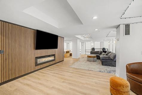 1660 North Lasalle Drive Chicago IL 60614