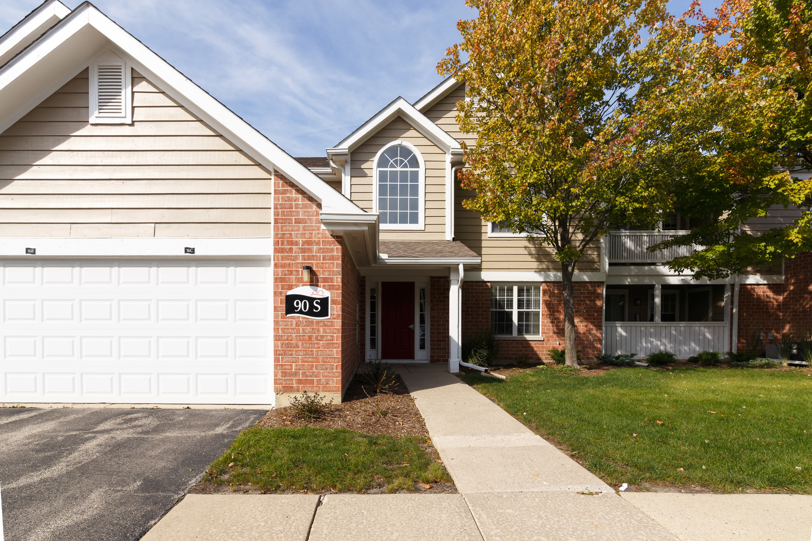 1681 East Green Briar Drive Schaumburg IL 60173