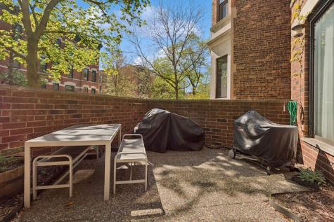 2020 North Cleveland Avenue Chicago IL 60614