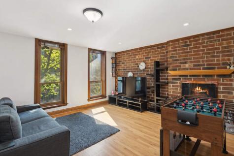 2020 North Cleveland Avenue Chicago IL 60614