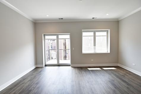 927 West Irving Park Road Chicago IL 60613