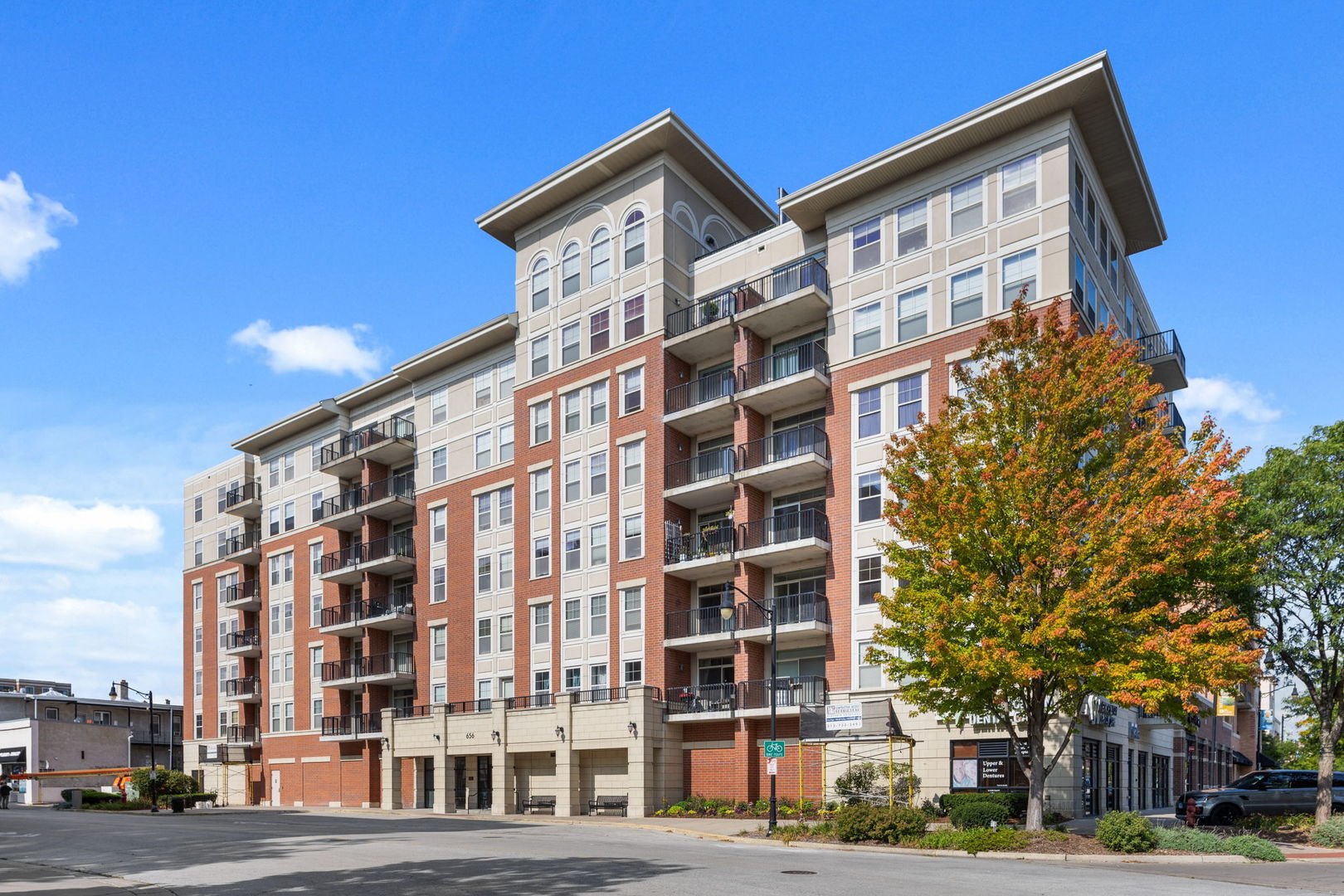 656 Pearson Street Des Plaines IL 60016