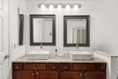 656 Pearson Street Des Plaines IL 60016